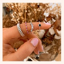 Combos de anillos que son muy 🔝

Y recordad que hemos alargado el black friday una semana más, así que tenéis toooda la web con un 30% de descuento 😍

Qué paséis una feliz noche de lunes😘

www.quemonis.com

#joyas #joyasdeplata #jewelry #jewellery #regalosoriginales #regalos #regalospersonalizados #anillos #anillosplata